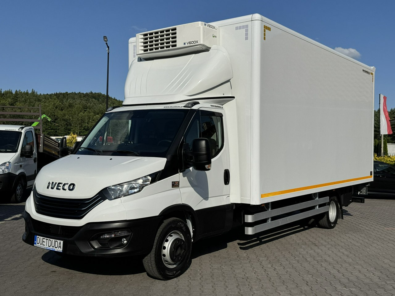 Iveco Daily 72C18 Mroźnia HI-MATIC 14 Euro Palet - Véhicule utilitaire frigorifique: photos 2 Iveco Daily 72C18 Mroźnia HI-MATIC 14 Euro Palet - Véhicule utilitaire frigorifique: photos 2