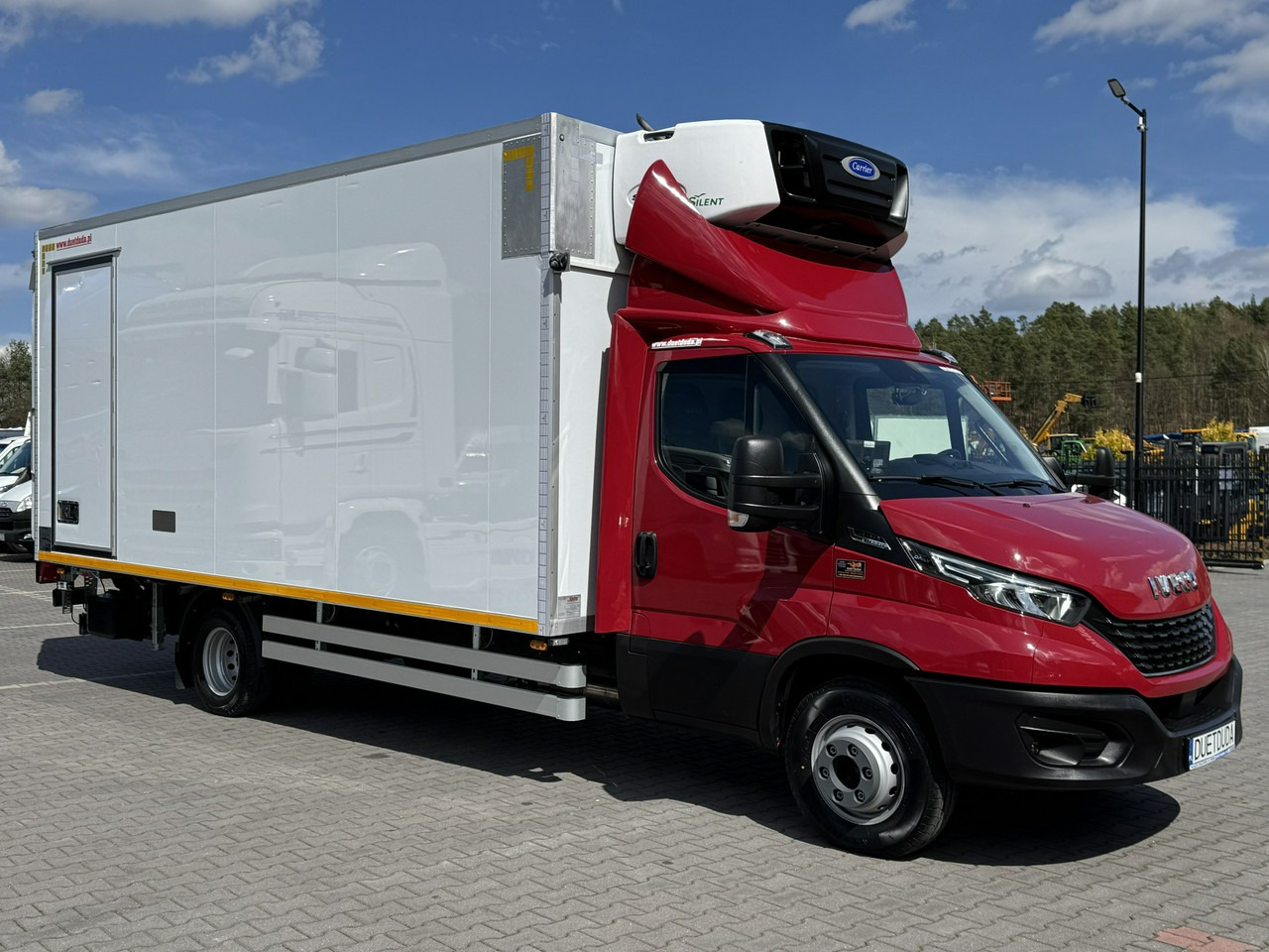 Iveco Daily 72C21 Mroźnia HI-MATIC Ściana Grodziowa Multitemperatura - Véhicule utilitaire frigorifique: photos 2 Iveco Daily 72C21 Mroźnia HI-MATIC Ściana Grodziowa Multitemperatura - Véhicule utilitaire frigorifique: photos 2
