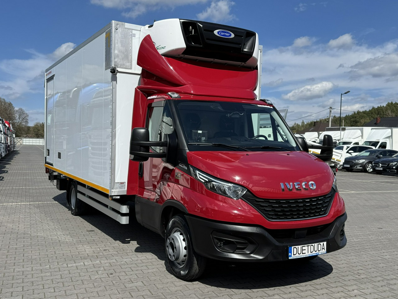 Iveco Daily 72C21 Mroźnia HI-MATIC Ściana Grodziowa Multitemperatura - Véhicule utilitaire frigorifique: photos 4 Iveco Daily 72C21 Mroźnia HI-MATIC Ściana Grodziowa Multitemperatura - Véhicule utilitaire frigorifique: photos 4