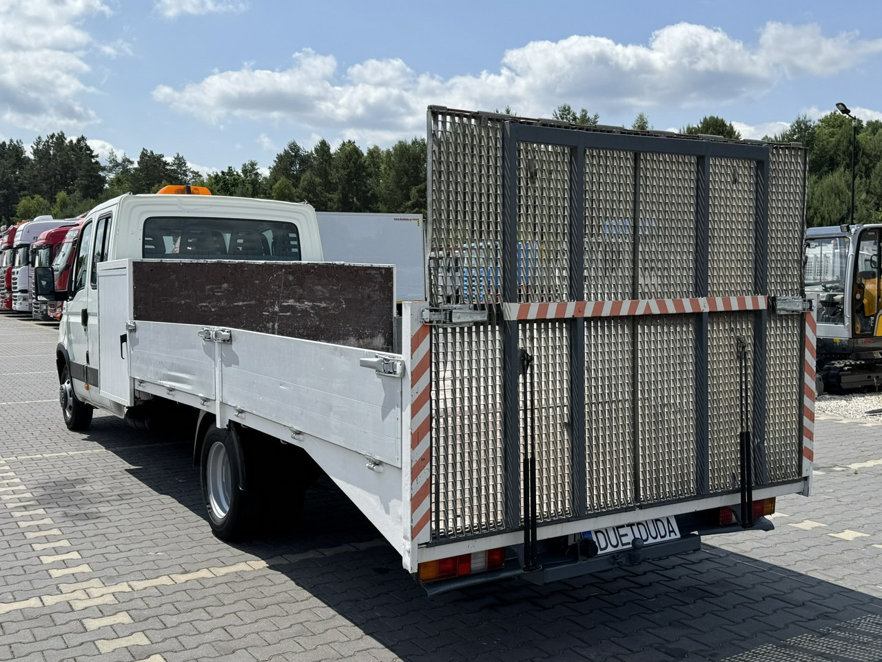 Remorqueuse Iveco Daily: photos 20 Remorqueuse Iveco Daily: photos 20