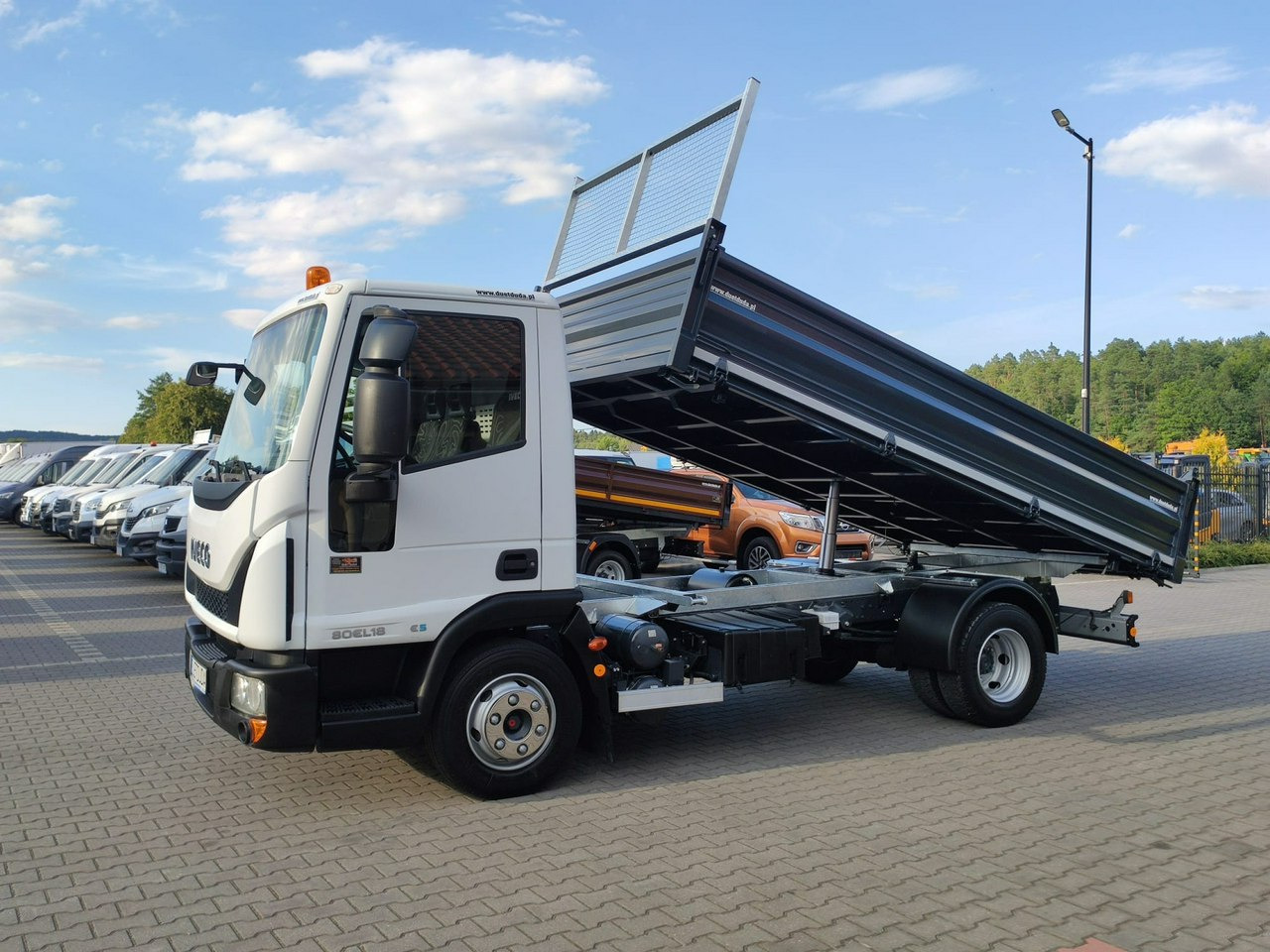 Iveco Eurocargo 80EL18 E5 Super Stan UNIKAT !!! - Camion benne: photos 3 Iveco Eurocargo 80EL18 E5 Super Stan UNIKAT !!! - Camion benne: photos 3