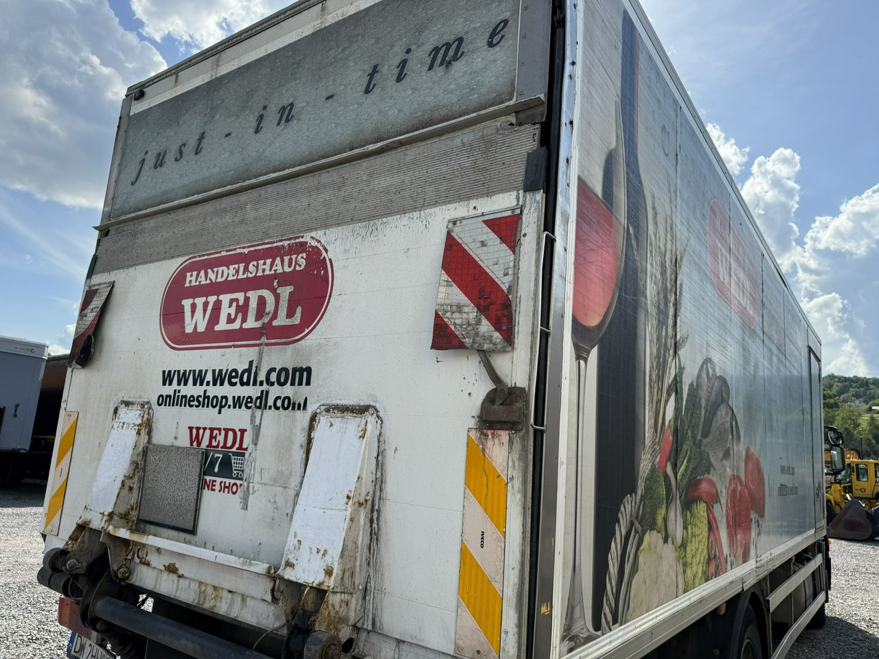 Iveco Zabudowa Chłodnia Agregat Carrier Supra 950Mt + Winda - Carrosserie frigorifique: photos 4 Iveco Zabudowa Chłodnia Agregat Carrier Supra 950Mt + Winda - Carrosserie frigorifique: photos 4