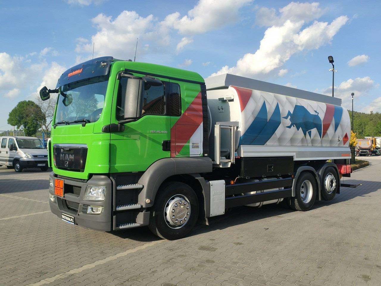 MAN TGA 26.400 Autocysterna z Dystrybucją Ważne TDT - Camion citerne: photos 4 MAN TGA 26.400 Autocysterna z Dystrybucją Ważne TDT - Camion citerne: photos 4