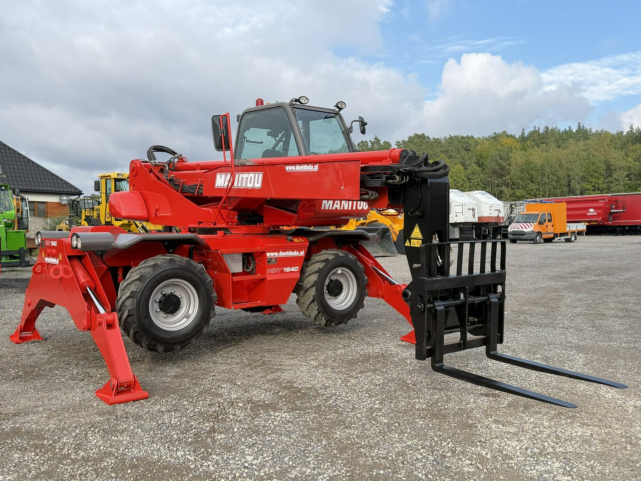 Manitou MRT 1640 Easy ROTO Ładowarka Teleskopowa Obrotowa 1840 2150 - Chariot télescopique: photos 5 Manitou MRT 1640 Easy ROTO Ładowarka Teleskopowa Obrotowa 1840 2150 - Chariot télescopique: photos 5