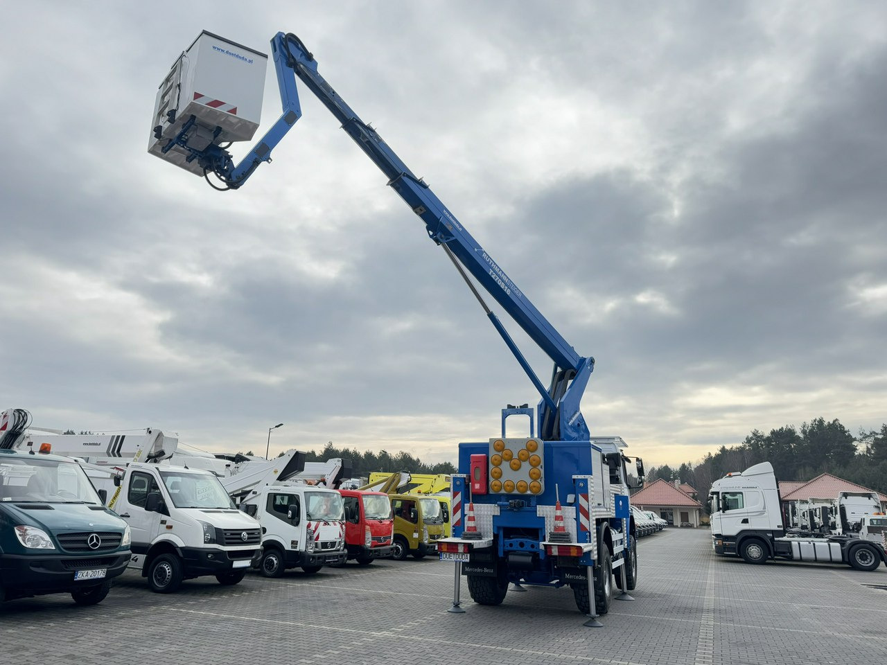 Mercedes AXOR 1829 4x4 Zwyżka RUTHMANN STEIGER T270S16 Podnośnik Koszowy - Camion avec nacelle: photos 4 Mercedes AXOR 1829 4x4 Zwyżka RUTHMANN STEIGER T270S16 Podnośnik Koszowy - Camion avec nacelle: photos 4