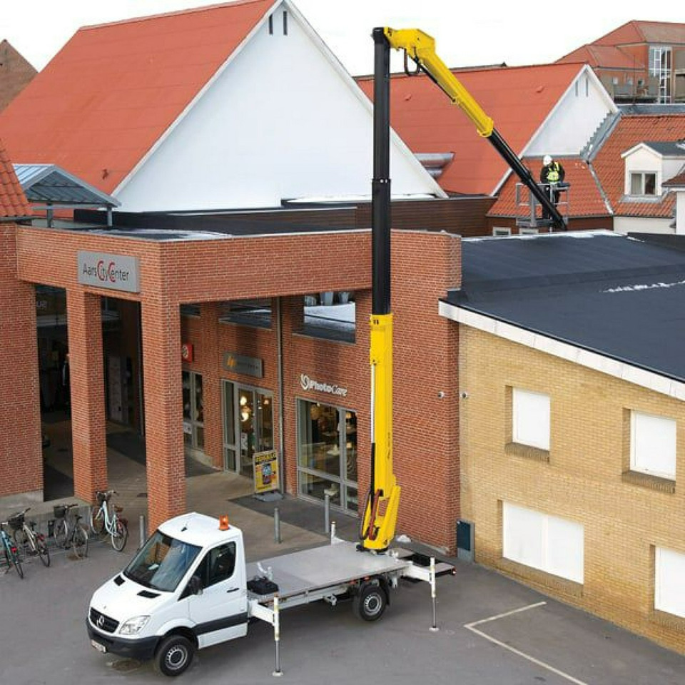 Mercedes Sprinter Zwyżka Podnośnik Koszowy VERSALIFT VTX-240 UDT - Camion avec nacelle: photos 3 Mercedes Sprinter Zwyżka Podnośnik Koszowy VERSALIFT VTX-240 UDT - Camion avec nacelle: photos 3