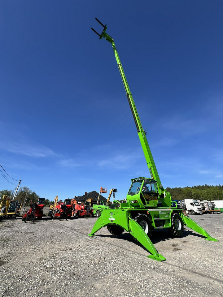 Merlo Roto 45.21 MCSS ( 40.25 ) Podnośnik Obrotowy Wózek Jezdniowy - Chariot télescopique: photos 2 Merlo Roto 45.21 MCSS ( 40.25 ) Podnośnik Obrotowy Wózek Jezdniowy - Chariot télescopique: photos 2