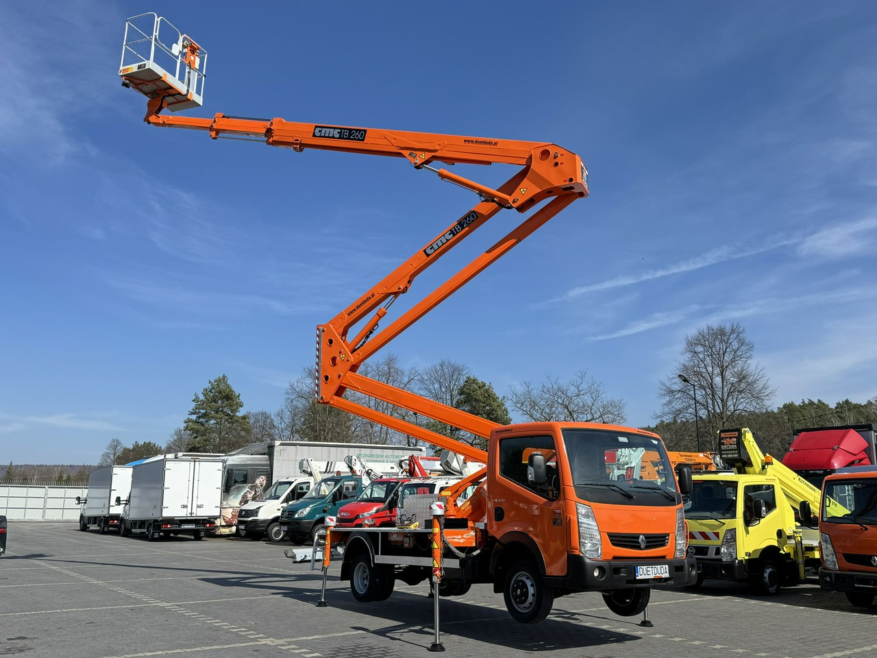 Renault Maxity - Camion avec nacelle: photos 4 Renault Maxity - Camion avec nacelle: photos 4