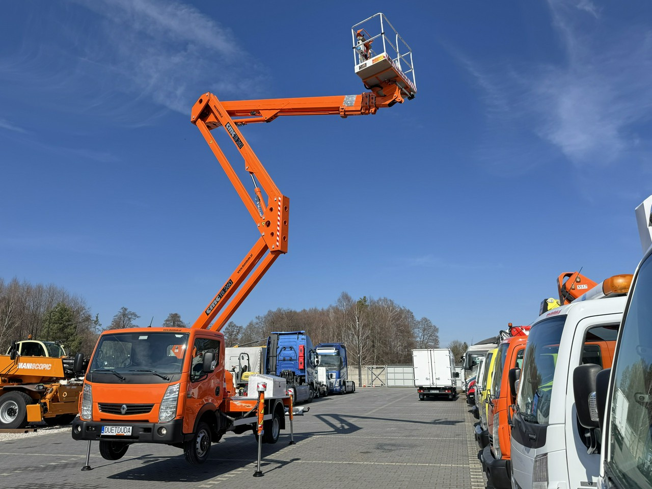 Renault Maxity - Camion avec nacelle: photos 5 Renault Maxity - Camion avec nacelle: photos 5