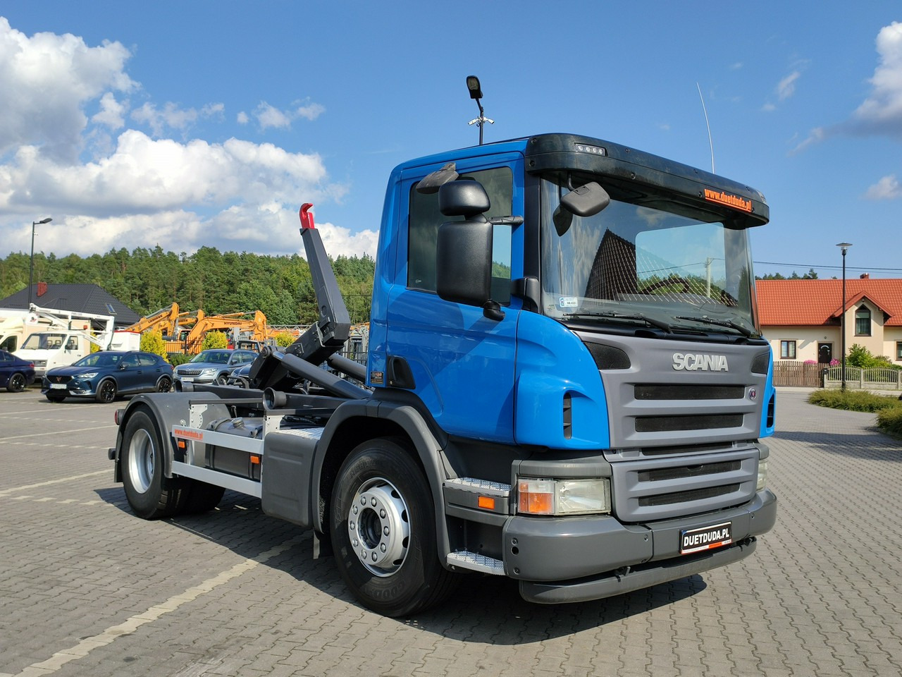 Scania P 280 N321 EURO 5 Hakowiec Hak 4x2 SKIBICKI - Camion ampliroll: photos 3 Scania P 280 N321 EURO 5 Hakowiec Hak 4x2 SKIBICKI - Camion ampliroll: photos 3