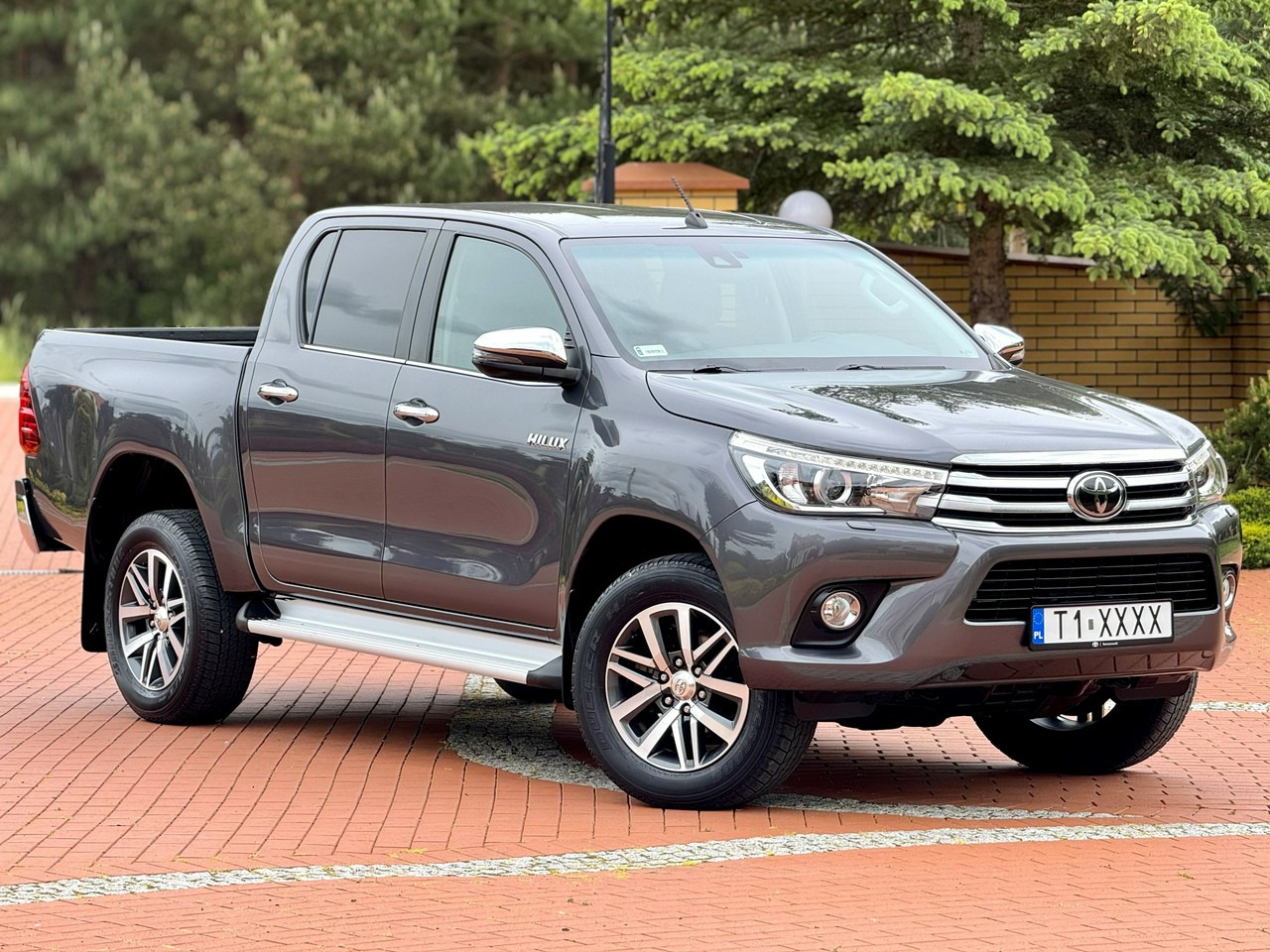 Toyota Hilux - Pick-up: photos 1 Toyota Hilux - Pick-up: photos 1