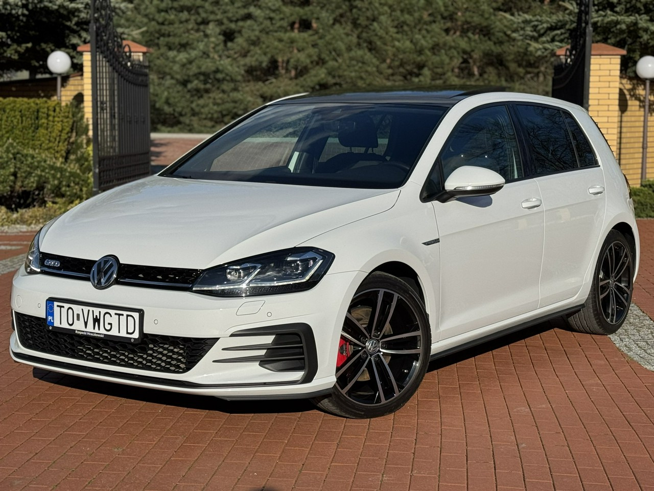 Volkswagen Golf - Voiture: photos 4 Volkswagen Golf - Voiture: photos 4