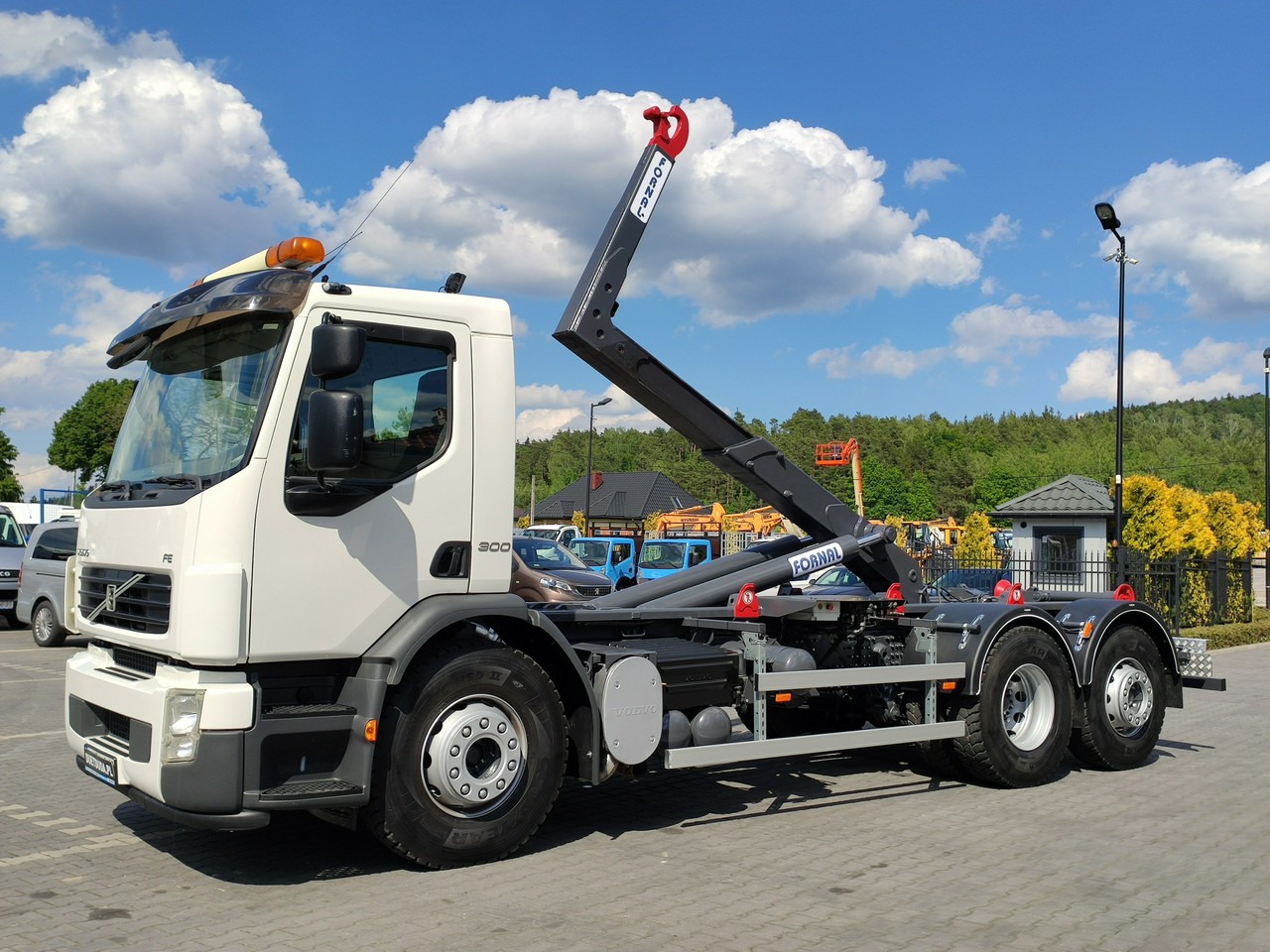 Volvo FE 26.300 Hakowiec Napęd 6x2 Oś Skrętna - Camion ampliroll: photos 2 Volvo FE 26.300 Hakowiec Napęd 6x2 Oś Skrętna - Camion ampliroll: photos 2