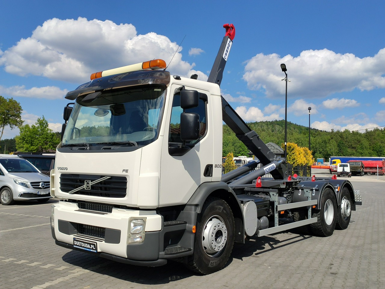 Volvo FE 26.300 Hakowiec Napęd 6x2 Oś Skrętna - Camion ampliroll: photos 3 Volvo FE 26.300 Hakowiec Napęd 6x2 Oś Skrętna - Camion ampliroll: photos 3