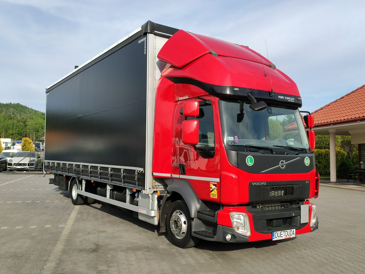 Volvo FL12.240 E6 Firana Tył Drzwi Dach Zsuwany Bogato Wyposażony !!! - Camion à rideaux coulissants: photos 3 Volvo FL12.240 E6 Firana Tył Drzwi Dach Zsuwany Bogato Wyposażony !!! - Camion à rideaux coulissants: photos 3