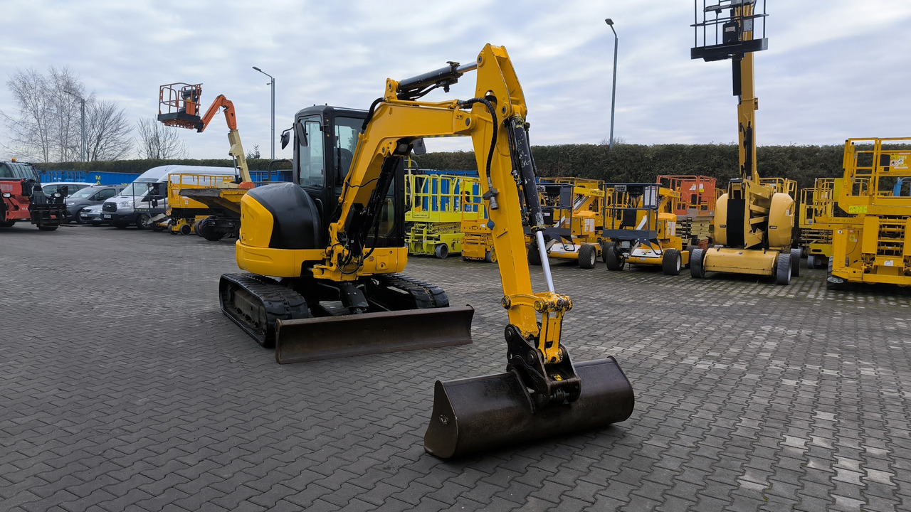 KUBOTA U 48 - 4 - Mini pelle: photos 3 KUBOTA U 48 - 4 - Mini pelle: photos 3