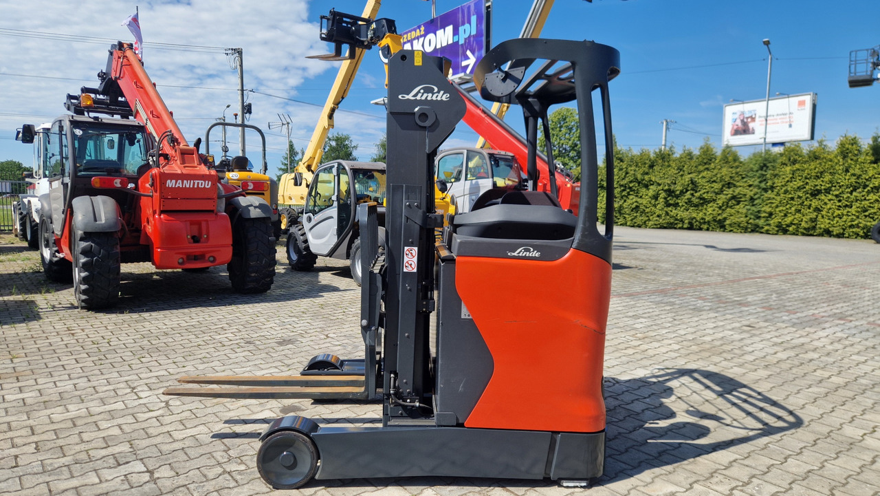 LINDE R 14 - 01 - Chariot latéral: photos 1 LINDE R 14 - 01 - Chariot latéral: photos 1