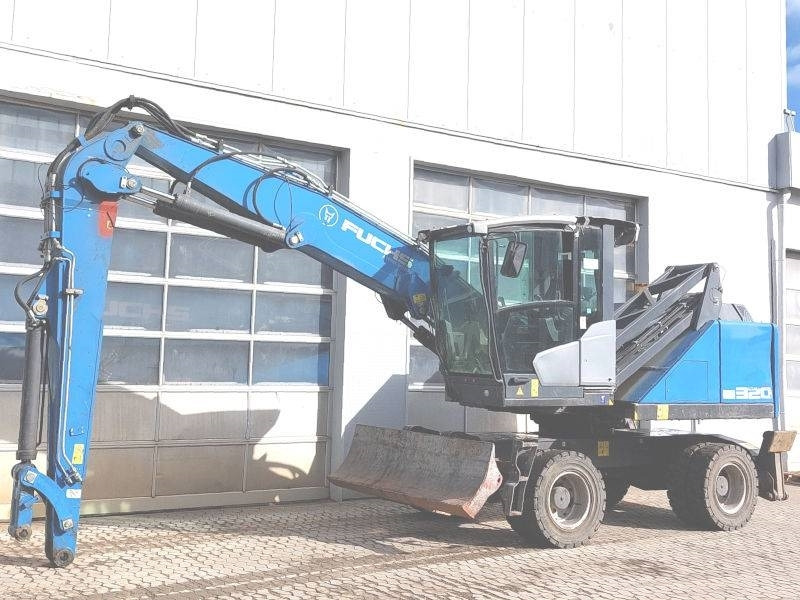 Fuchs MHL 320 F - Pelle de manutention: photos 2 Fuchs MHL 320 F - Pelle de manutention: photos 2