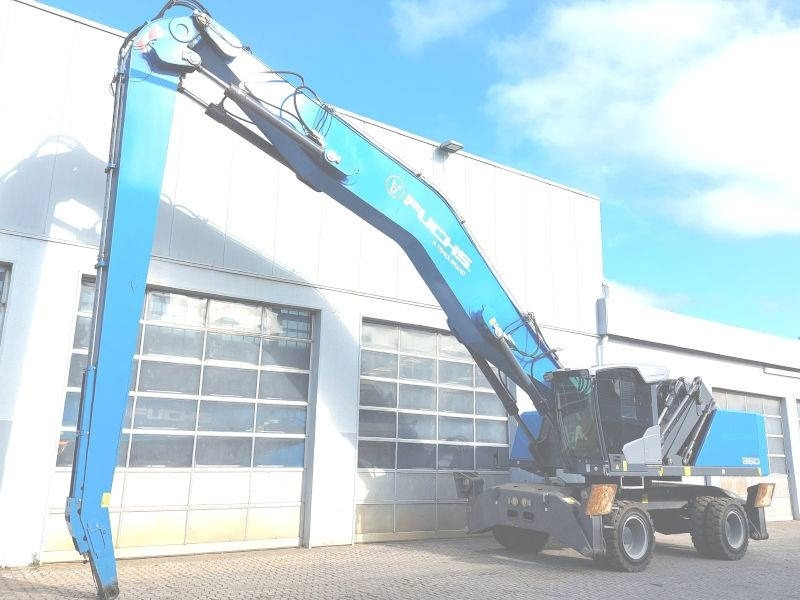 Fuchs MHL 360 F - Pelle de manutention: photos 2 Fuchs MHL 360 F - Pelle de manutention: photos 2