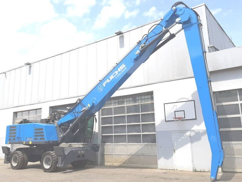 Fuchs MHL 360 F - Pelle de manutention: photos 4 Fuchs MHL 360 F - Pelle de manutention: photos 4
