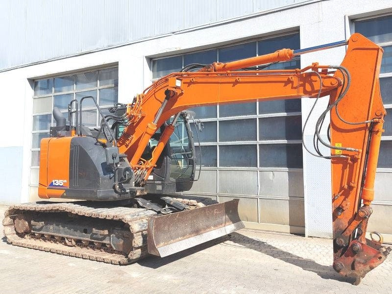 Hitachi ZX 135 US-6 - Pelle sur chenille: photos 4 Hitachi ZX 135 US-6 - Pelle sur chenille: photos 4