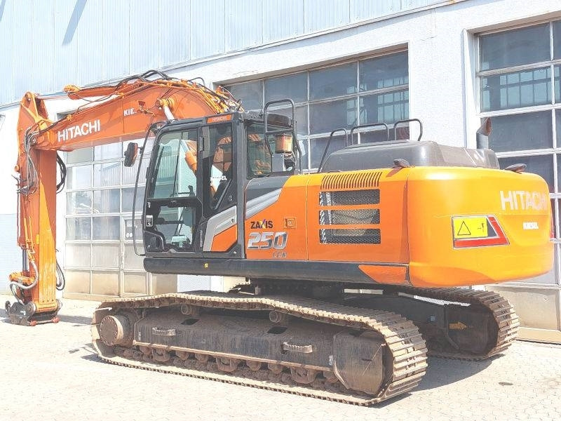 Hitachi ZX 250 LCN-7 - Pelle sur chenille: photos 3 Hitachi ZX 250 LCN-7 - Pelle sur chenille: photos 3