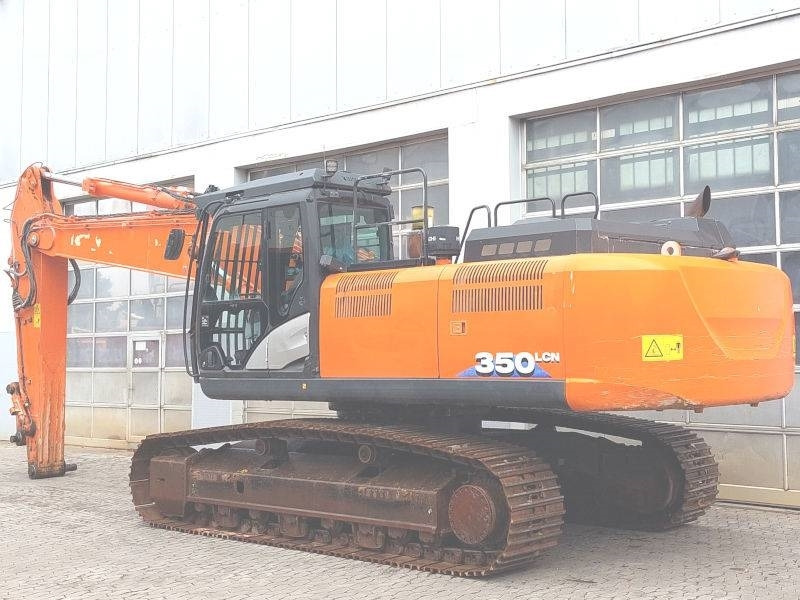 Hitachi ZX 350 LCN-6 - Pelle de démolition: photos 3 Hitachi ZX 350 LCN-6 - Pelle de démolition: photos 3