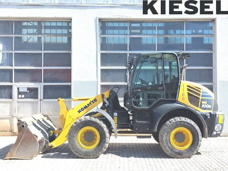 Komatsu WA 100 M-7 - Mini chargeuse: photos 1 Komatsu WA 100 M-7 - Mini chargeuse: photos 1