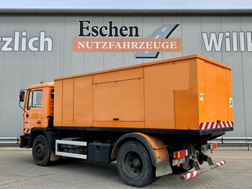 MAN 18.272 / Stromaggregat - Camion, Véhicule de voirie/ Spécial: photos 3 MAN 18.272 / Stromaggregat - Camion, Véhicule de voirie/ Spécial: photos 3