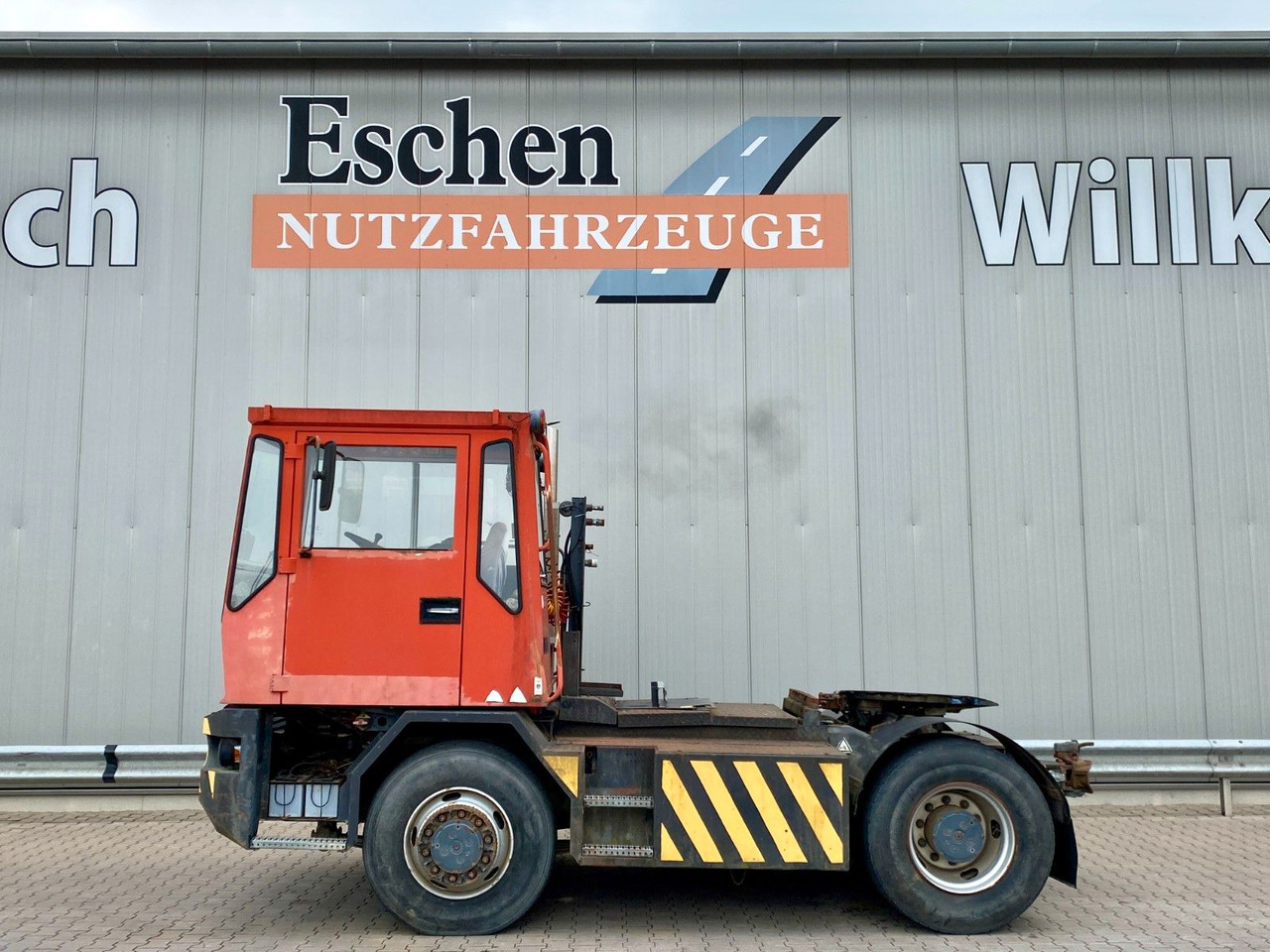 Terberg RT20 4x4 Rangierfahrzeug | Automatik - Camion: photos 2 Terberg RT20 4x4 Rangierfahrzeug | Automatik - Camion: photos 2