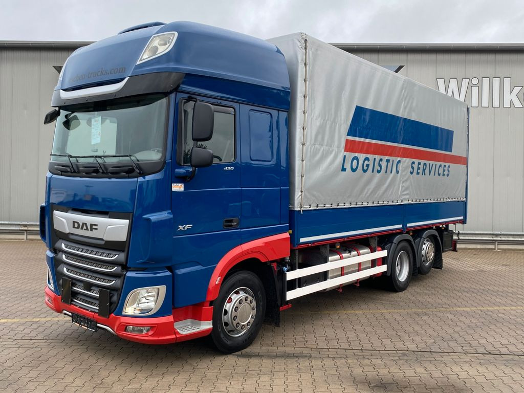 DAF XF 430 SSC | Skylights*Navi*Standklima*AHK*Lift - Camion à rideaux coulissants: photos 1 DAF XF 430 SSC | Skylights*Navi*Standklima*AHK*Lift - Camion à rideaux coulissants: photos 1