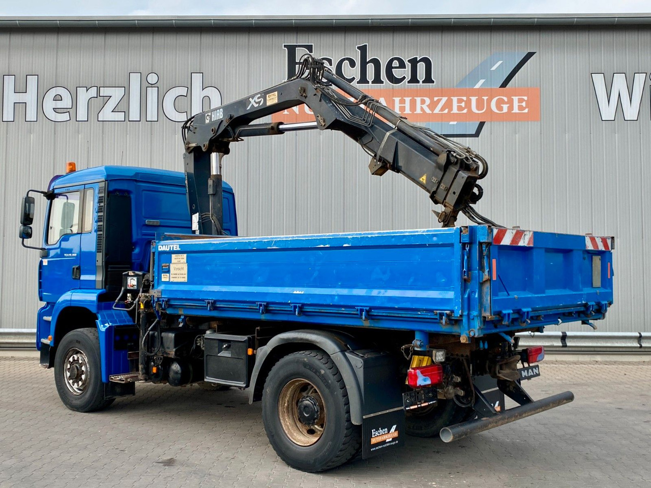 MAN TGA 18.360 4x4H BL*HIAB 122 BS-2*Dautel 3-Seiten MAN TGA 18.360 4x4H BL*HIAB 122 BS-2*Dautel 3-Seiten - Camion benne, Camion grue: photos 4 MAN TGA 18.360 4x4H BL*HIAB 122 BS-2*Dautel 3-Seiten MAN TGA 18.360 4x4H BL*HIAB 122 BS-2*Dautel 3-Seiten - Camion benne, Camion grue: photos 4