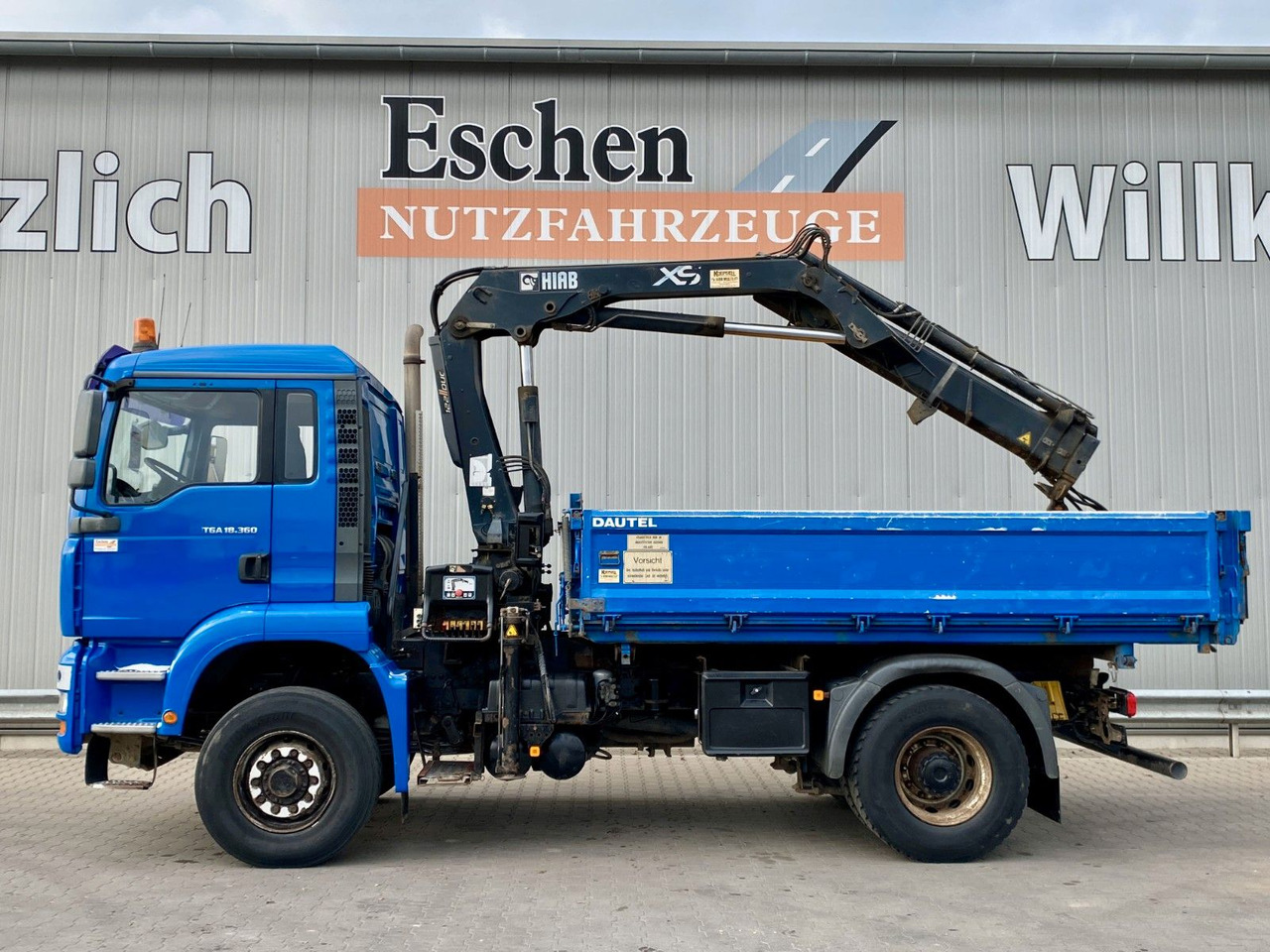 MAN TGA 18.360 4x4H BL Hiab Kran*Dautel Kipper*Klima - Camion benne, Camion grue: photos 3 MAN TGA 18.360 4x4H BL Hiab Kran*Dautel Kipper*Klima - Camion benne, Camion grue: photos 3
