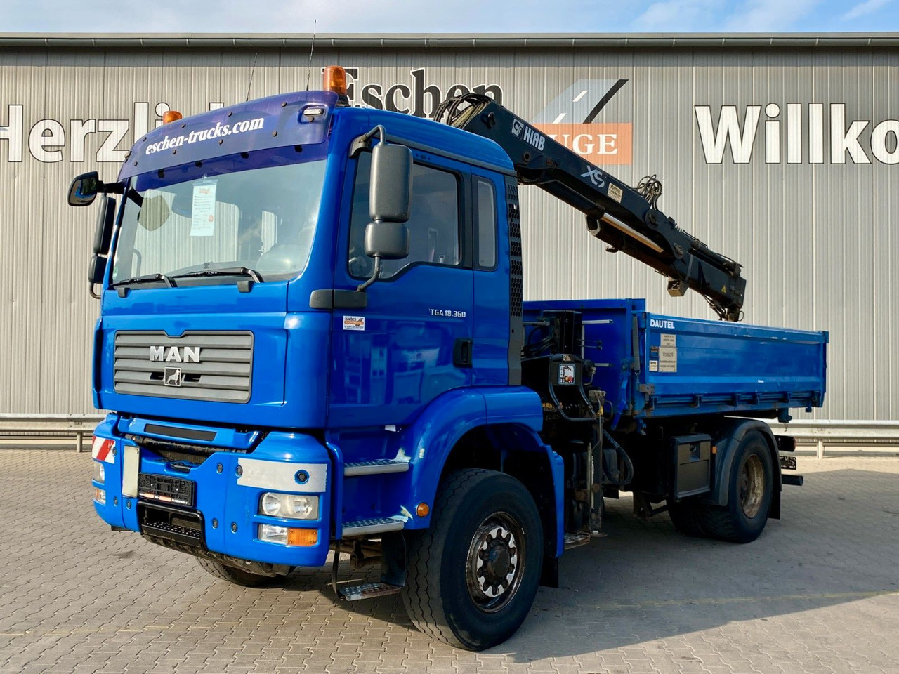 MAN TGA 18.360 4x4H BL Hiab Kran*Dautel Kipper*Klima - Camion benne, Camion grue: photos 2 MAN TGA 18.360 4x4H BL Hiab Kran*Dautel Kipper*Klima - Camion benne, Camion grue: photos 2