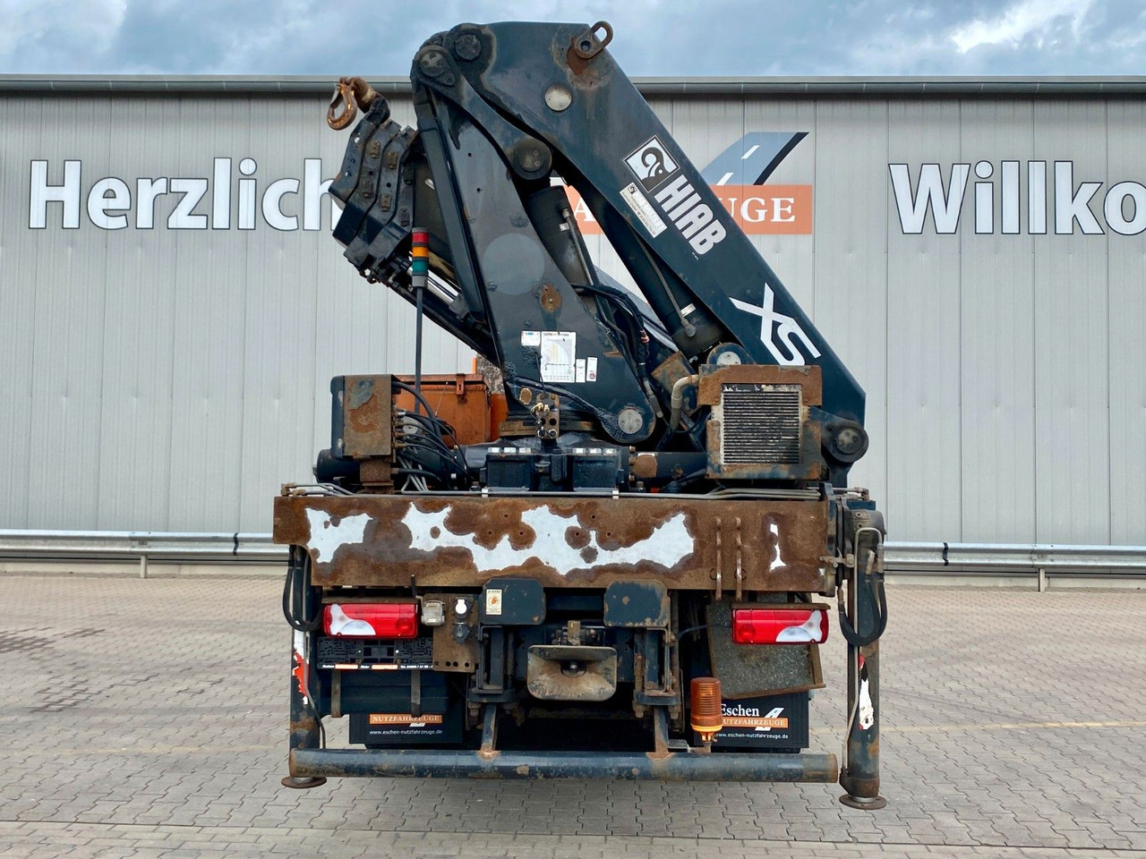 MAN TGA 26.480 6x4 | HIAB 377 EP-4*Funk*Retarder*AHK - Camion plateau, Camion grue: photos 4 MAN TGA 26.480 6x4 | HIAB 377 EP-4*Funk*Retarder*AHK - Camion plateau, Camion grue: photos 4