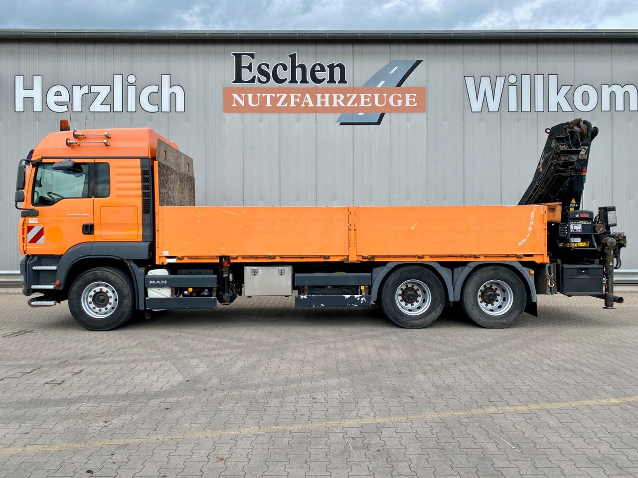 MAN TGA 26.480 6x4 | HIAB 377 EP-4*Funk*Retarder*AHK - Camion plateau, Camion grue: photos 2 MAN TGA 26.480 6x4 | HIAB 377 EP-4*Funk*Retarder*AHK - Camion plateau, Camion grue: photos 2