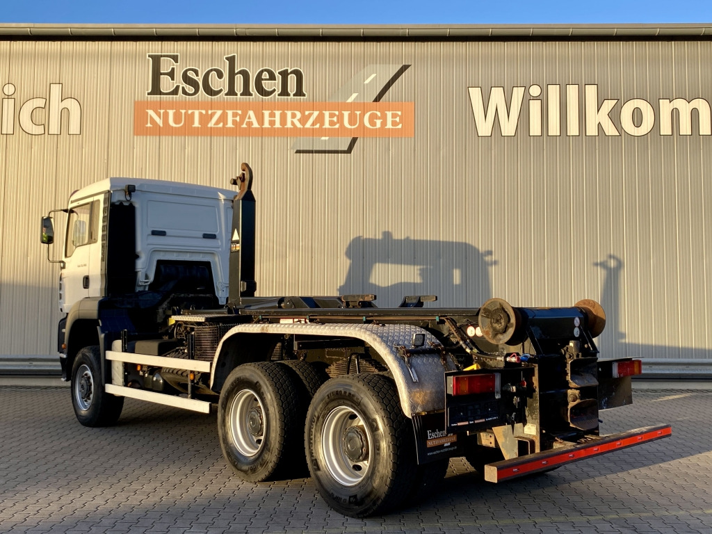 MAN TGA 33.390 6x6 BB - Camion ampliroll: photos 4 MAN TGA 33.390 6x6 BB - Camion ampliroll: photos 4