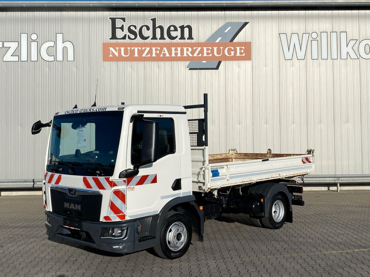 MAN TGL 8.220 BB | MEILLER*3xSitze*Klima*Navi*2x AHK - Camion benne: photos 2 MAN TGL 8.220 BB | MEILLER*3xSitze*Klima*Navi*2x AHK - Camion benne: photos 2