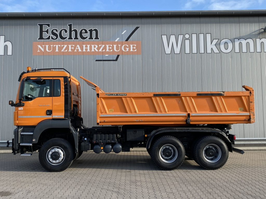 MAN TGS 26.420 6x6 - Camion benne: photos 2 MAN TGS 26.420 6x6 - Camion benne: photos 2