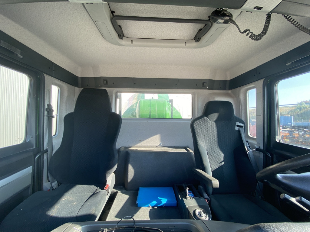 MAN TGS 32.360 8x4 BB / 9 m³ Stetter-Aufbau - Camion malaxeur: photos 4 MAN TGS 32.360 8x4 BB / 9 m³ Stetter-Aufbau - Camion malaxeur: photos 4