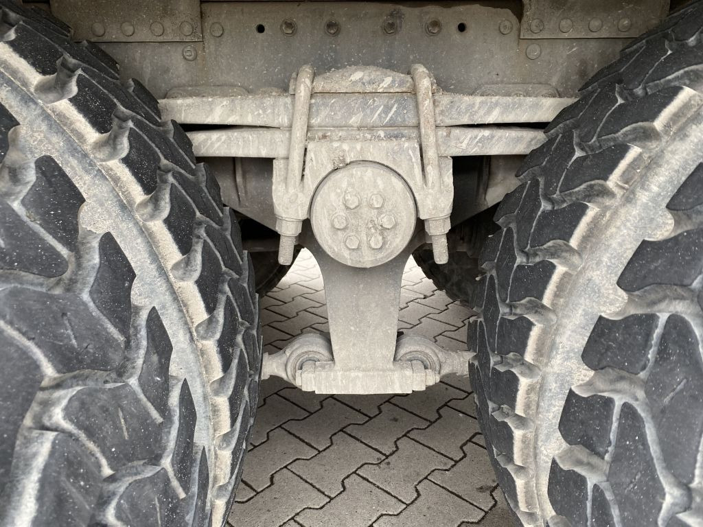 MAN TGS 32.360 8x4 BB | 9m³ Stetter*Navigation*Klima - Camion malaxeur: photos 3 MAN TGS 32.360 8x4 BB | 9m³ Stetter*Navigation*Klima - Camion malaxeur: photos 3