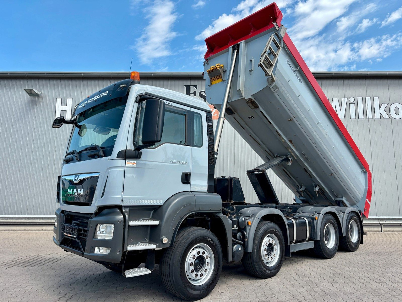 MAN TGS 35.420 8x4 BL | MEILLER*Rollplane*Navi*Klima - Camion benne: photos 1 MAN TGS 35.420 8x4 BL | MEILLER*Rollplane*Navi*Klima - Camion benne: photos 1
