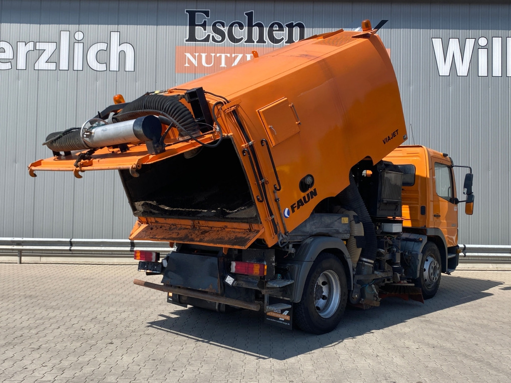 Mercedes-Benz 1523 L - Balayeuse de voirie: photos 5 Mercedes-Benz 1523 L - Balayeuse de voirie: photos 5