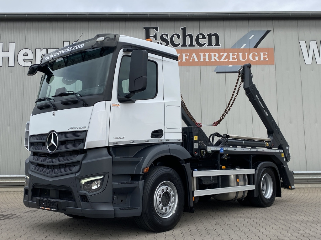 Mercedes-Benz 1842 L Actros - Camion multibenne: photos 2 Mercedes-Benz 1842 L Actros - Camion multibenne: photos 2