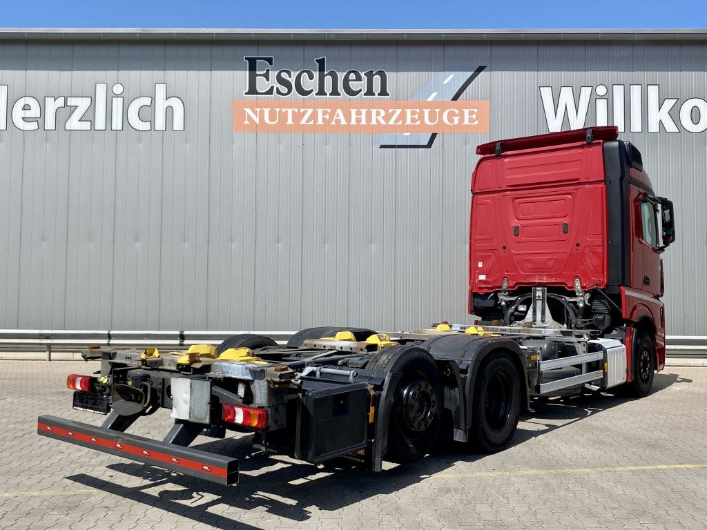 Mercedes-Benz 2546 LL 6x2 - Camion porte-conteneur/ Caisse mobile: photos 5 Mercedes-Benz 2546 LL 6x2 - Camion porte-conteneur/ Caisse mobile: photos 5