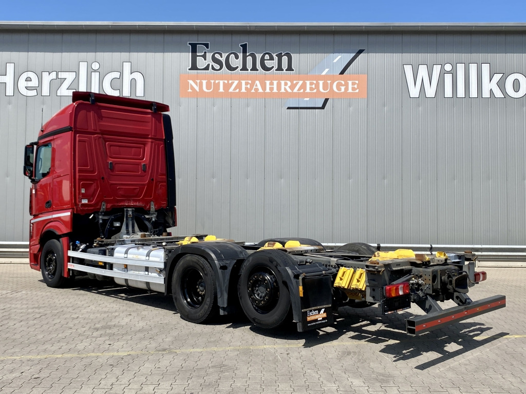 Mercedes-Benz 2546 LL 6x2 - Camion porte-conteneur/ Caisse mobile: photos 3 Mercedes-Benz 2546 LL 6x2 - Camion porte-conteneur/ Caisse mobile: photos 3
