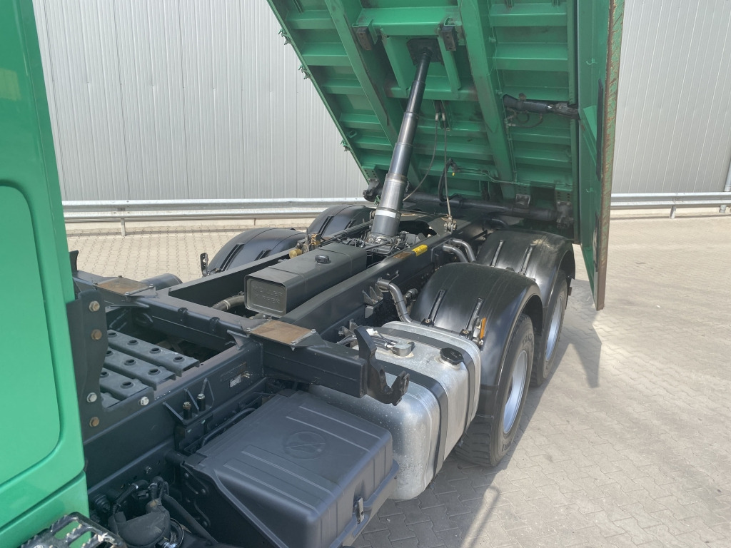 Camion benne Mercedes-Benz 3345 / 6x6: photos 11