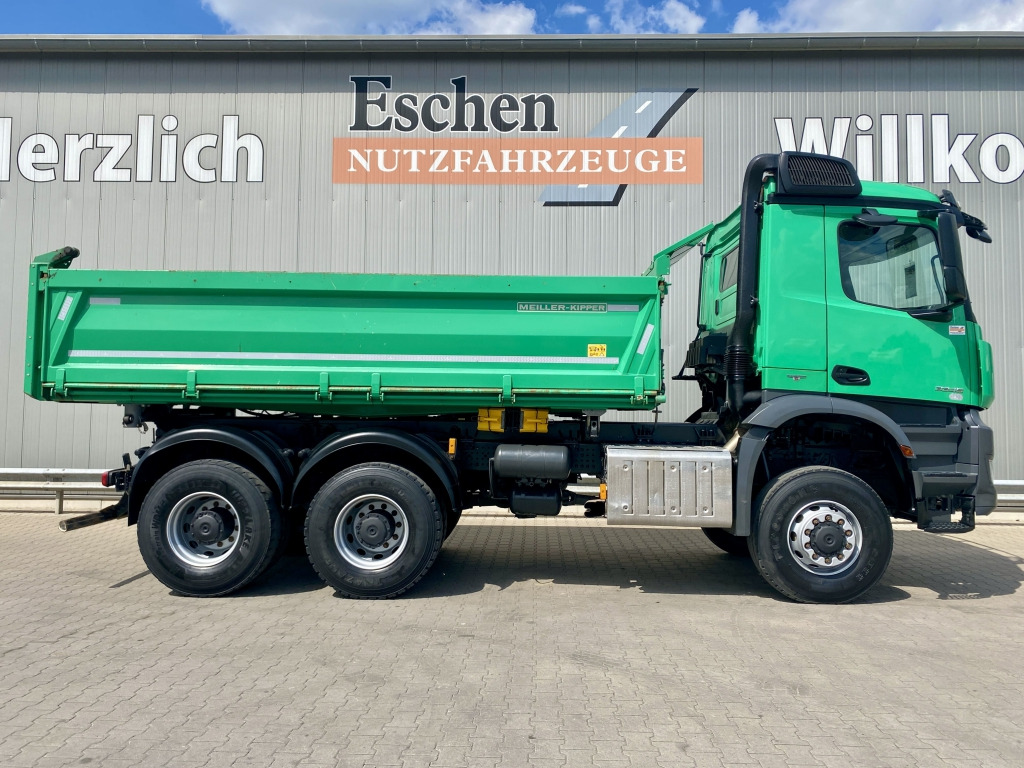 Camion benne Mercedes-Benz 3345 / 6x6: photos 7