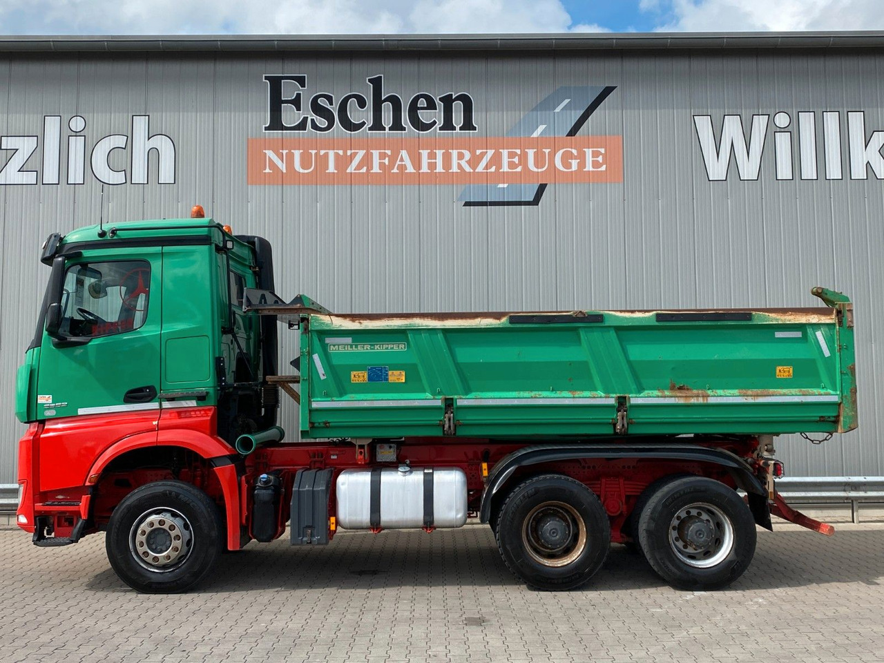 Mercedes-Benz Arocs 2652 6x4B MEILLER Bordmatik*Blatt*Retarder - Camion benne: photos 3 Mercedes-Benz Arocs 2652 6x4B MEILLER Bordmatik*Blatt*Retarder - Camion benne: photos 3