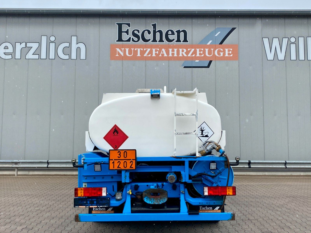 Mercedes-Benz Atego 1318 | Esterer A3*7480ltr*AHK*1.Hand - Camion citerne: photos 4 Mercedes-Benz Atego 1318 | Esterer A3*7480ltr*AHK*1.Hand - Camion citerne: photos 4